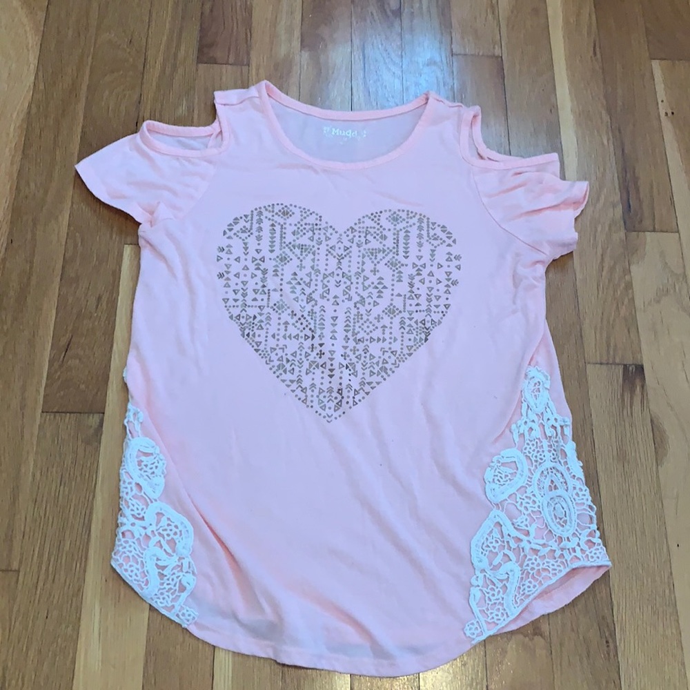 Girls cold shoulder top by Mudd
